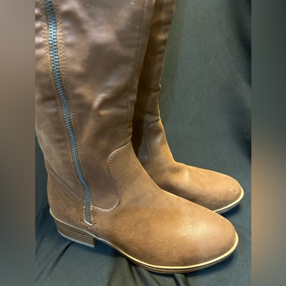 Mia Women's Carsyn Tall Boot size 5 New - Picture 6 of 9